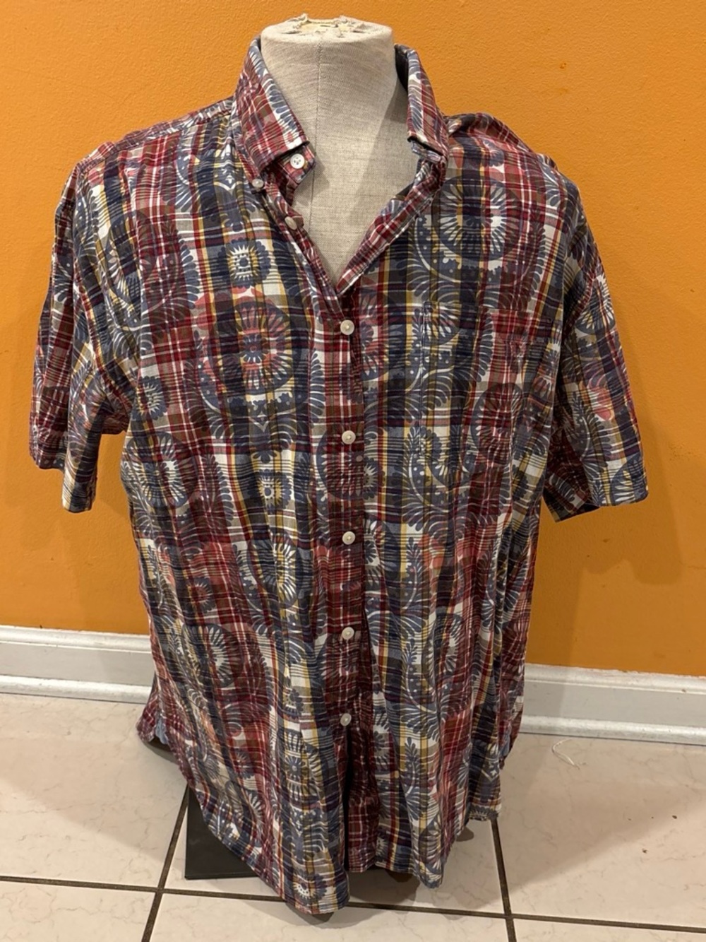 Tommy Hilfiger Red, Blue & White Patterned Short-Sleeve Button-Down Shirt